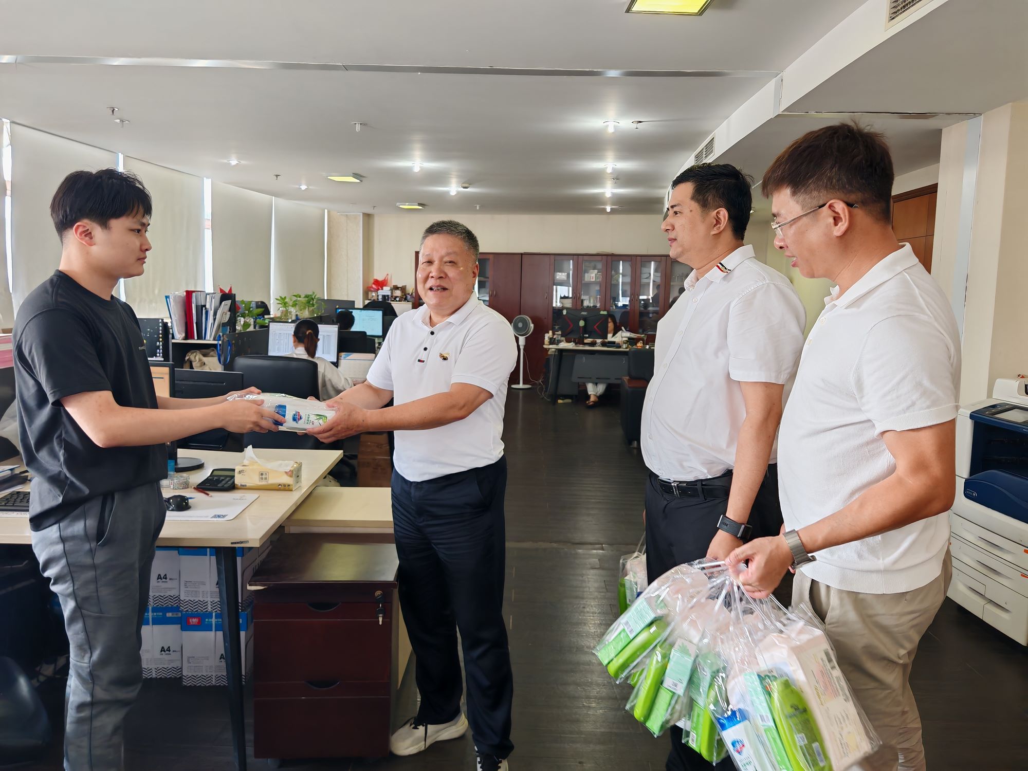 1752043247481482.jpg 图片 1.jpg